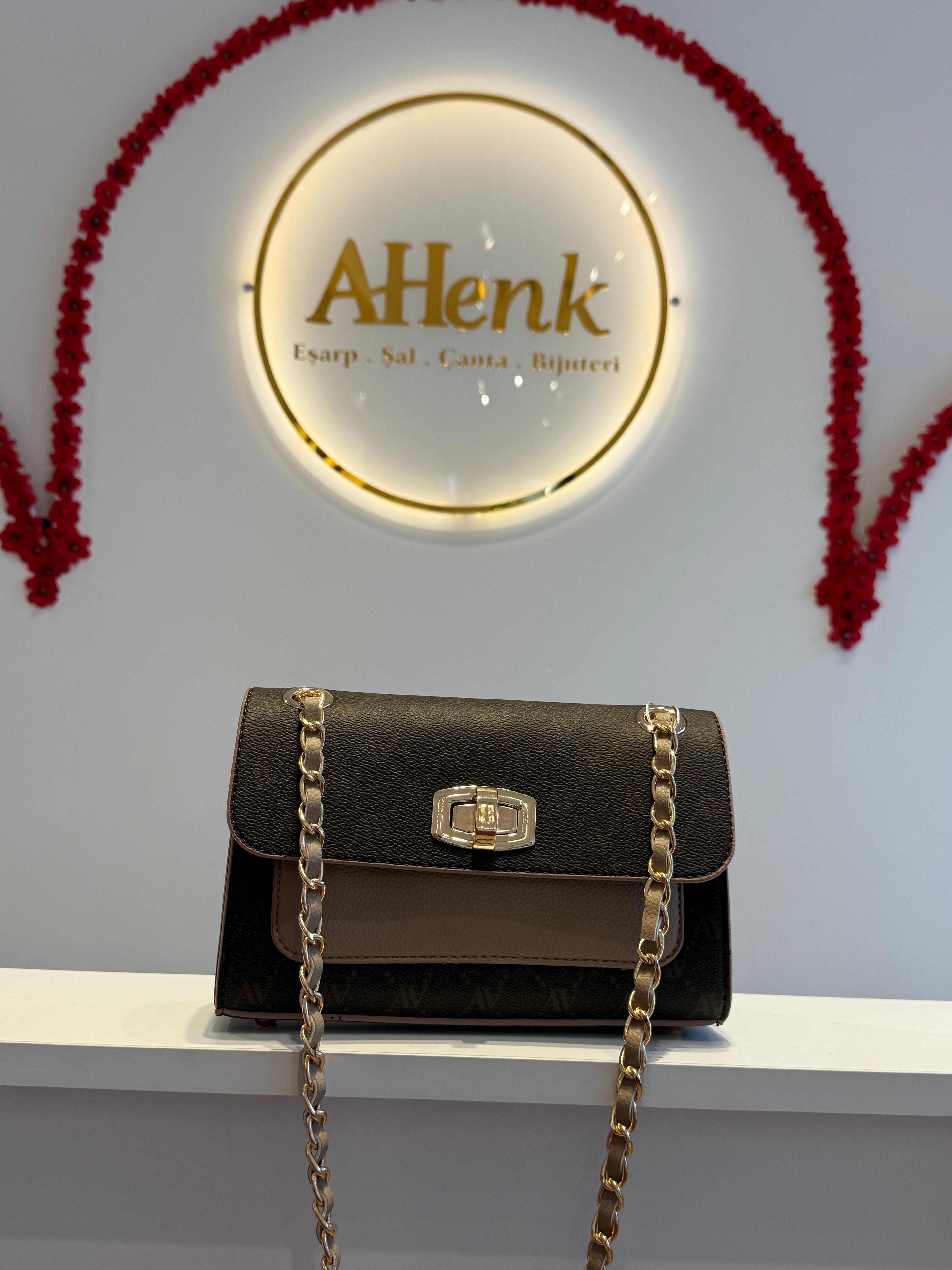 Armine 426 Kahve Noktalı Çanta
