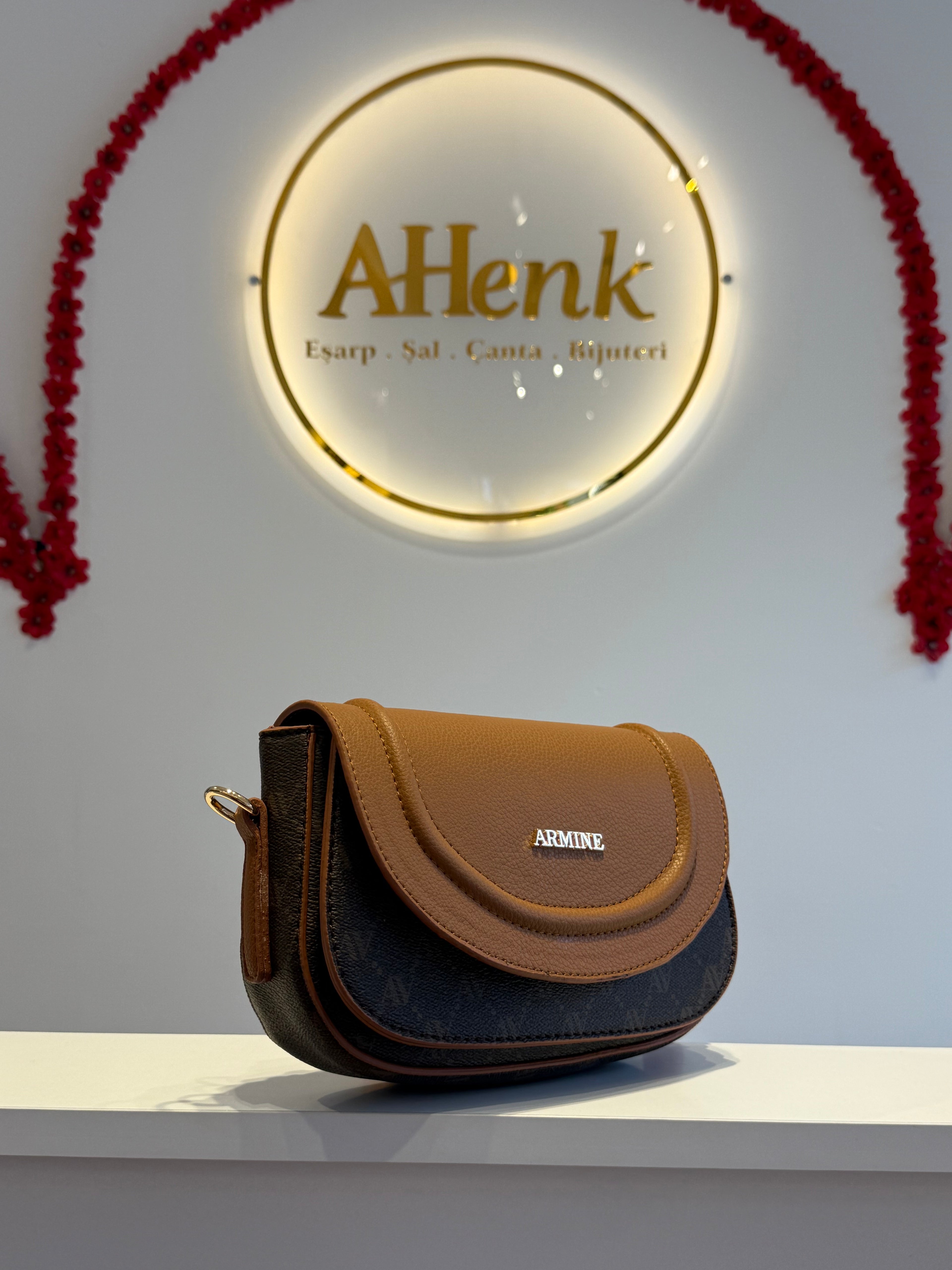 Armine 385 Kahve Noktalı Çanta
