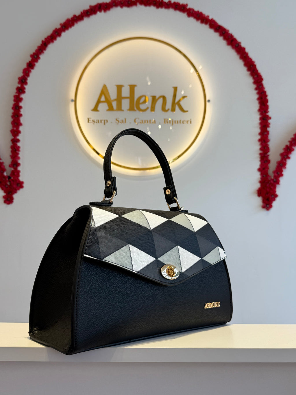 Armine 409 Siyah Ekose Çanta
