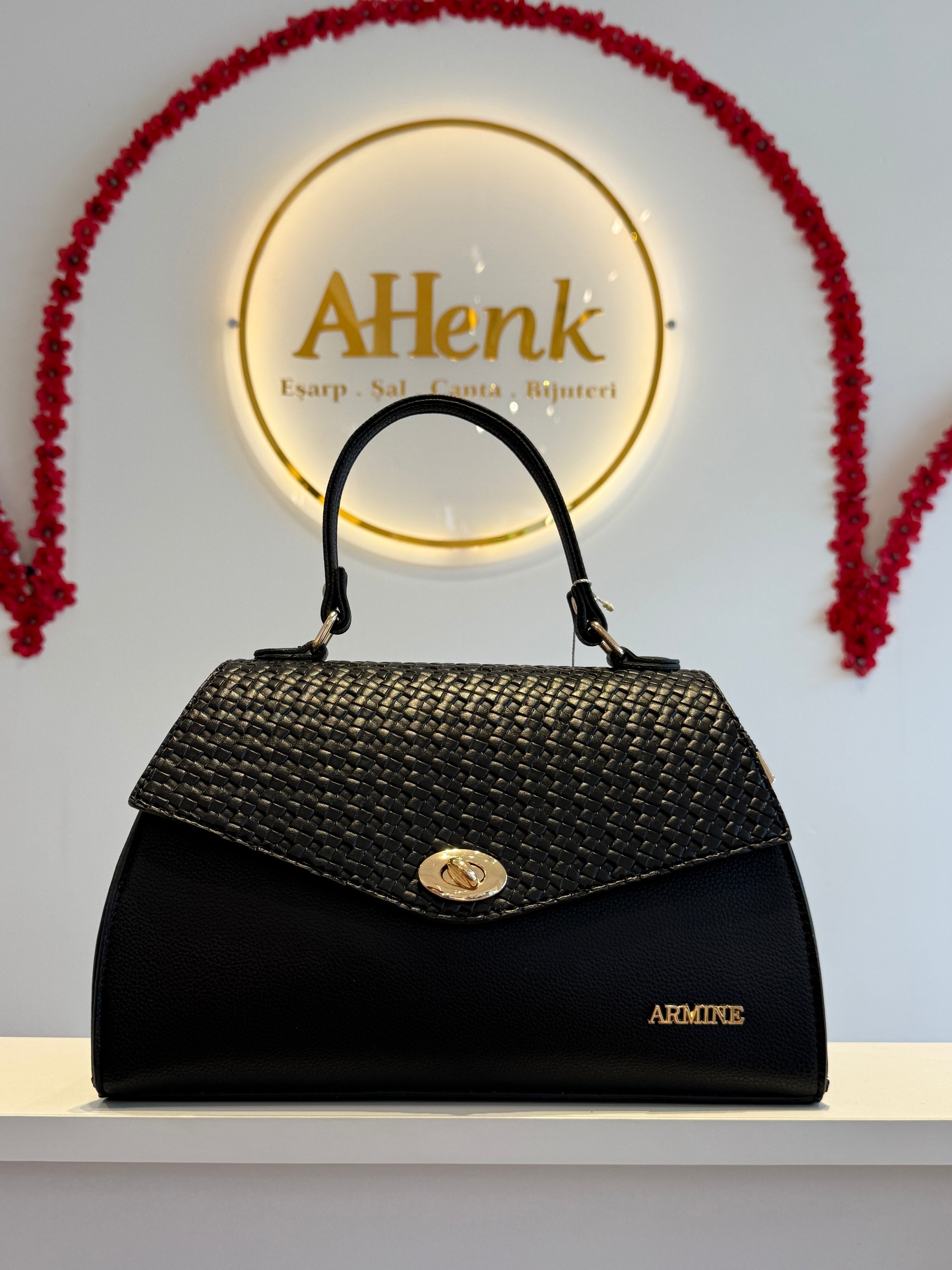 Armine 409 Siyah Örgü Çanta