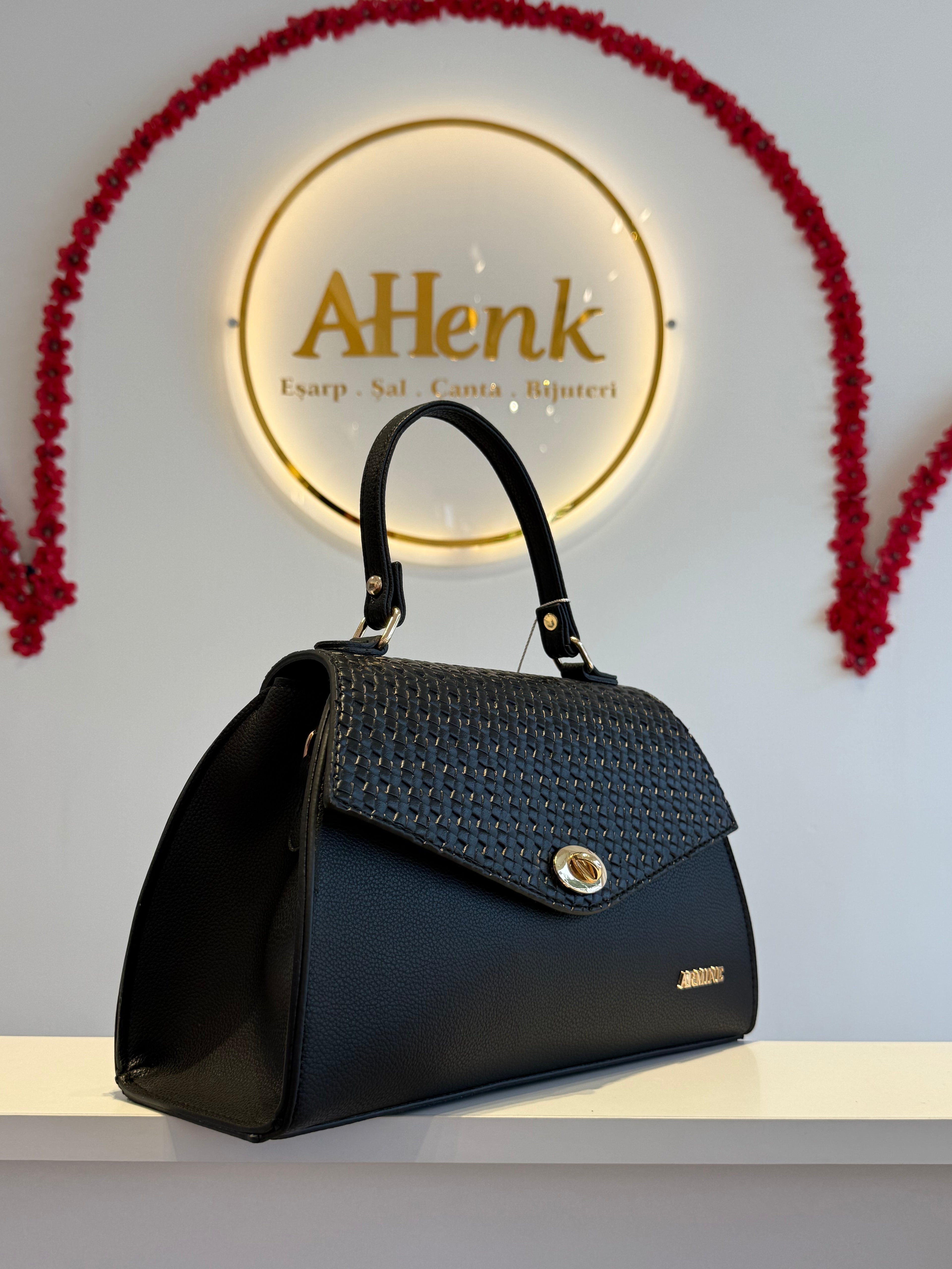 Armine 409 Siyah Örgü Çanta