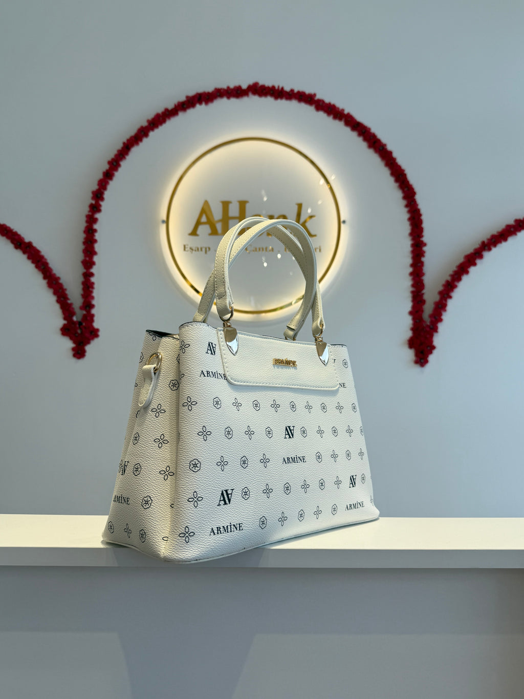 Armine 206 Beyaz Baskılı Çanta